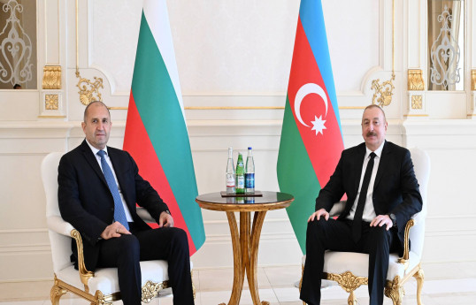 Rumen Radev Prezident İlham Əliyevi təbrik edib