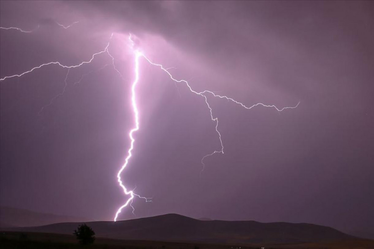1 woman dies on the spot, 2 other women hospitalized after being struck by lightning in Armenia mountain