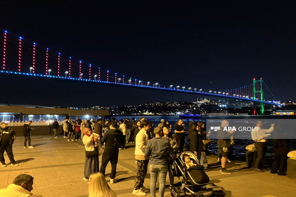 Three bridges of Istanbul lightened with colors of Azerbaijani flag-<span class="red_color">PHOTO
