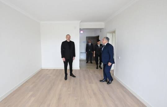 Prezident və birinci xanım Xocalı şəhərində 15 çoxmənzilli binada təmir və yenidənqurmadan sonra yaradılan şəraitlə tanış olublar - YENİLƏNİB 