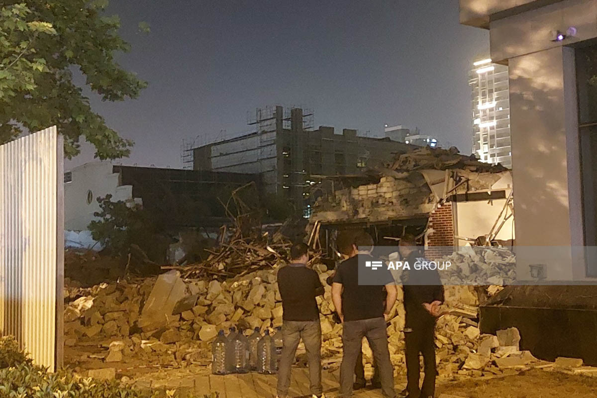Bakıda "Sevirəm" parkı genişləndirilir - FOTO 