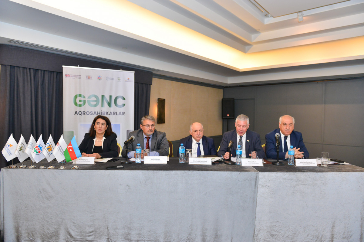 “Gənc Aqrosahibkarlar” layihəsinin rəsmi Açılış Konfransı keçirilib