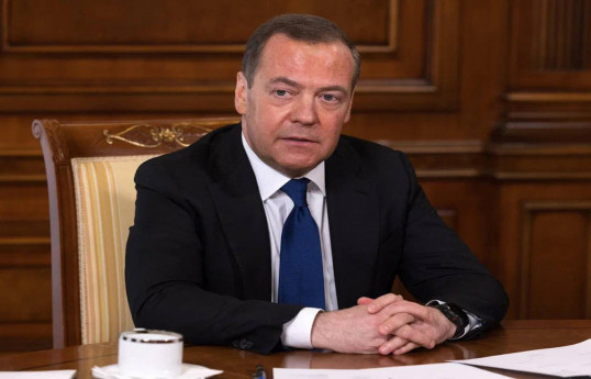 Rusiya Təhlükəsizlik Şurasının sədr müavini Dmitri Medvedev