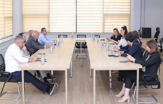 Elm və Təhsil Nazirliyi yanında İctimai Şuranın yeni tərkibdə ilk iclası keçirilib - FOTO 