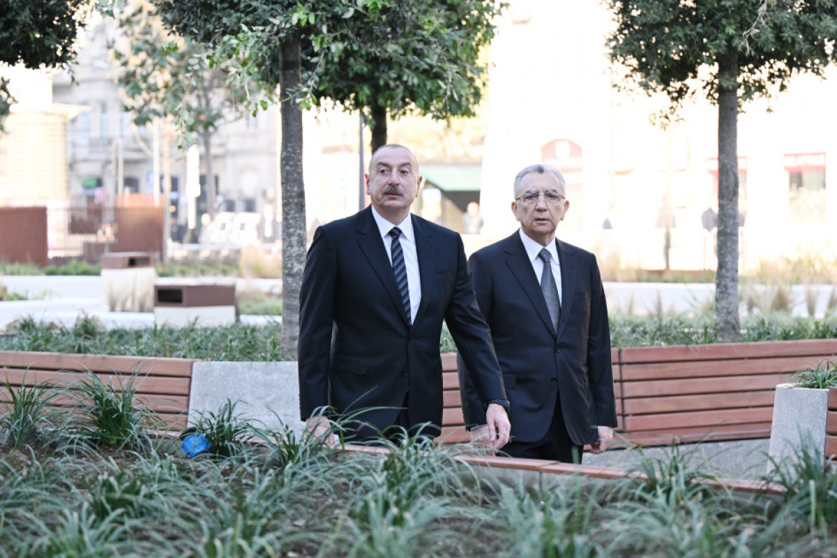 Prezident Bakı Dəmiryol Vağzalı və "28 May" stansiyasının qarşısındakı yenidənqurma işləri ilə tanış olub - FOTO - YENİLƏNİB 