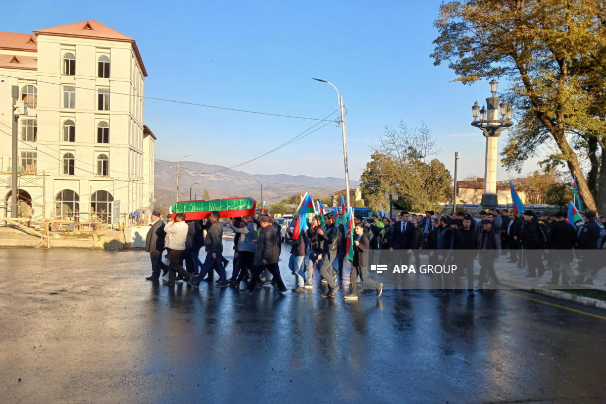 Birinci Qarabağ müharibəsində itkin düşən Hidayət Qarayevin qalıqları Şuşada dəfn olunub - FOTO 