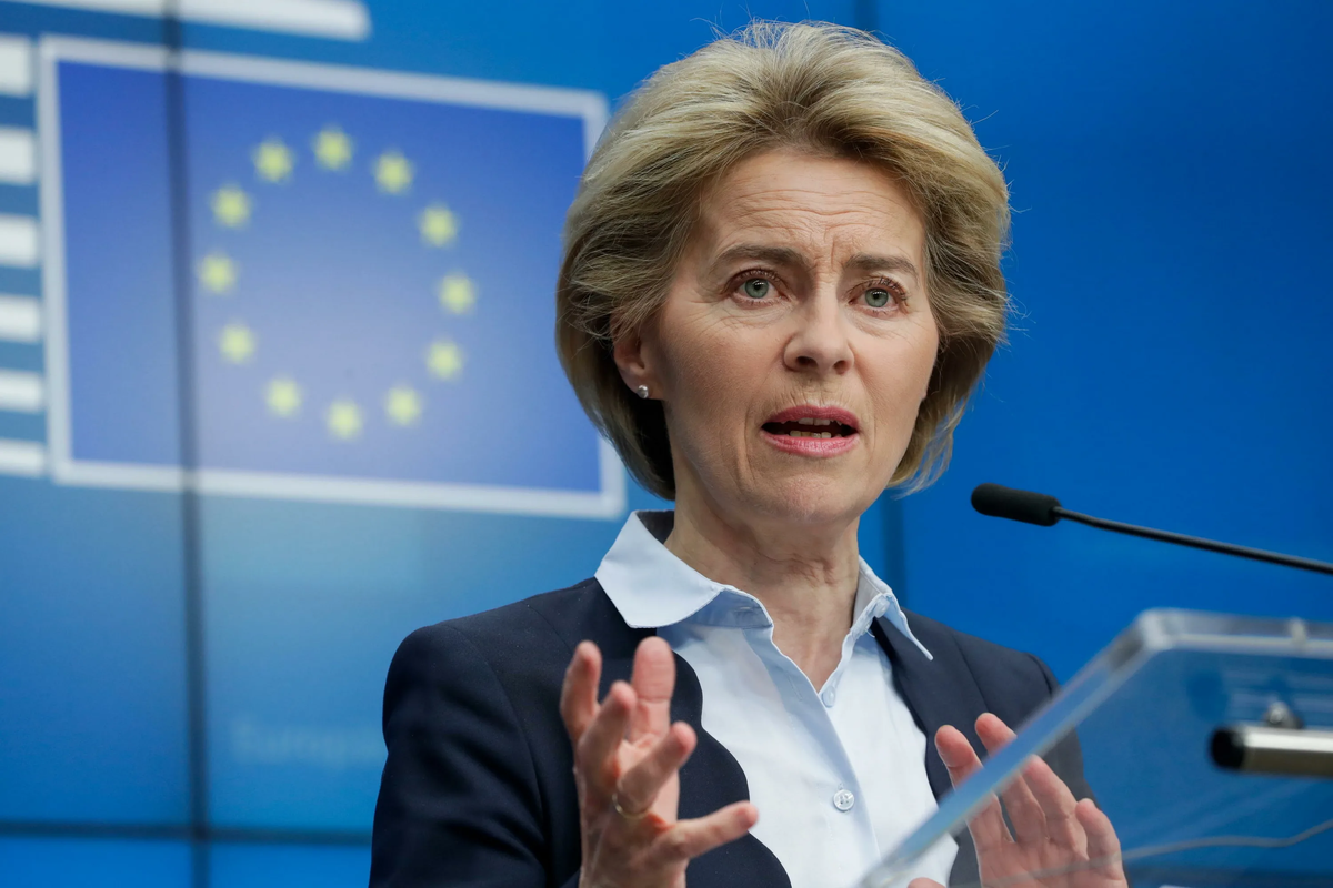 Fon der Leyen nəticələr elan edilməmişdən əvvəl Sandunu seçkilərdəki qələbə münasibətilə təbrik edib