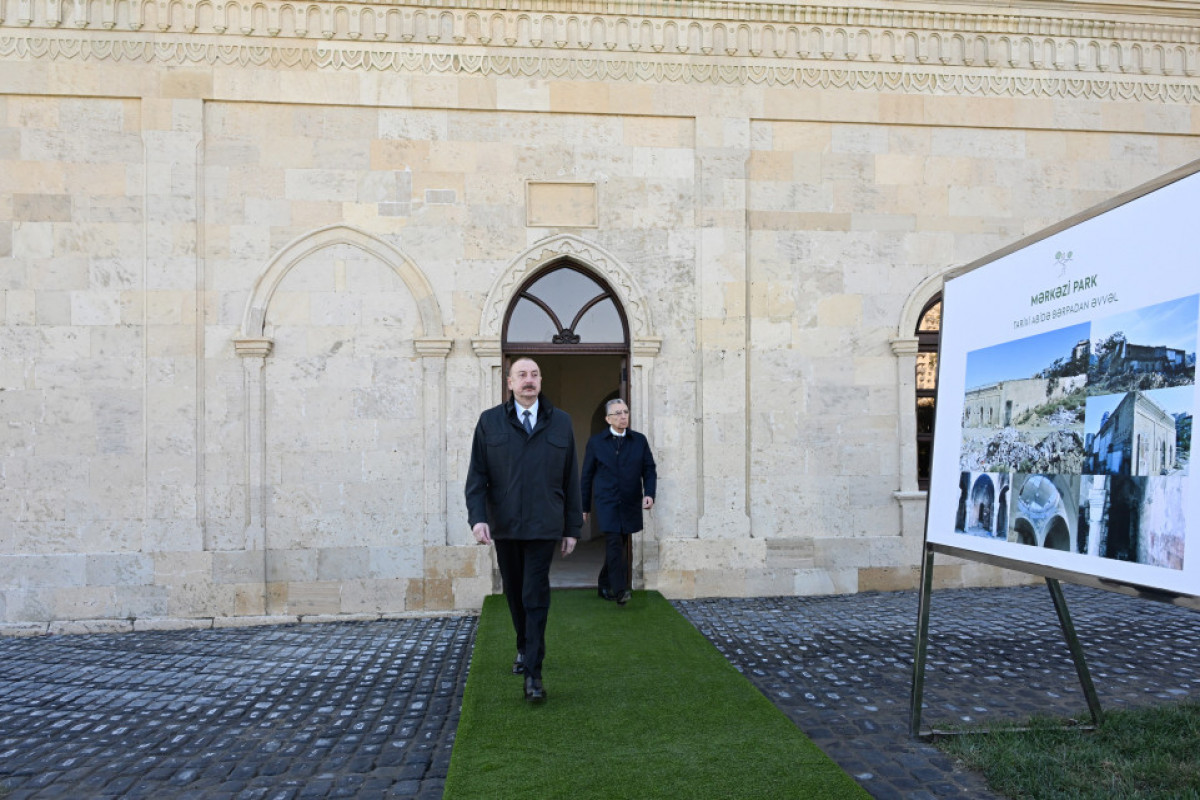 Prezident İlham Əliyev Bakıda Mərkəzi Parkın üçüncü hissəsinin açılışında iştirak edib - FOTO  - YENİLƏNİB 