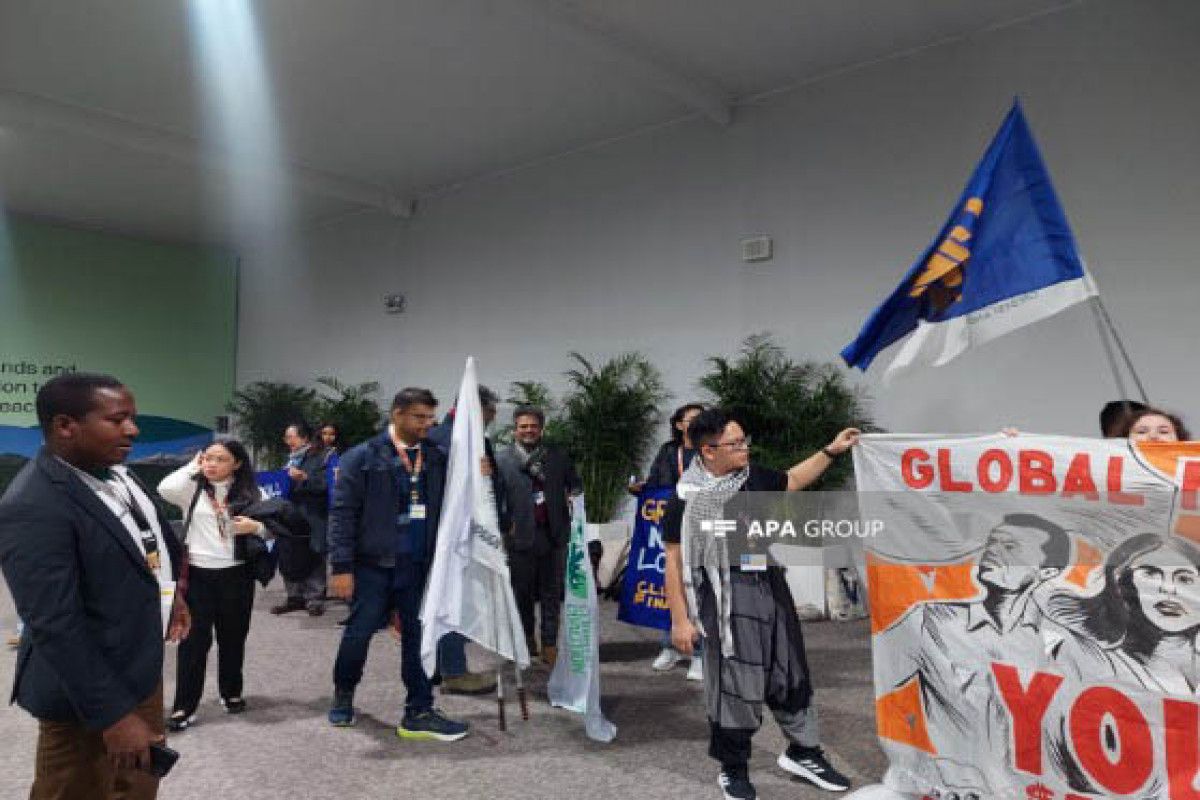 COP29-də aktivistlər iqlim maliyyəsinin ədalətli formalaşdırılması tələbi ilə aksiya keçirib  - FOTO 