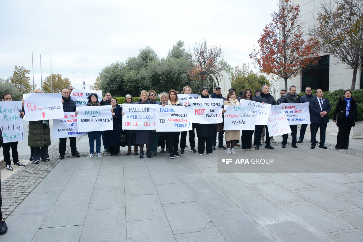 Ermənipərəst ABŞ konqresmendən üzr istəməsi tələb olundu - YENİLƏNİB-3 