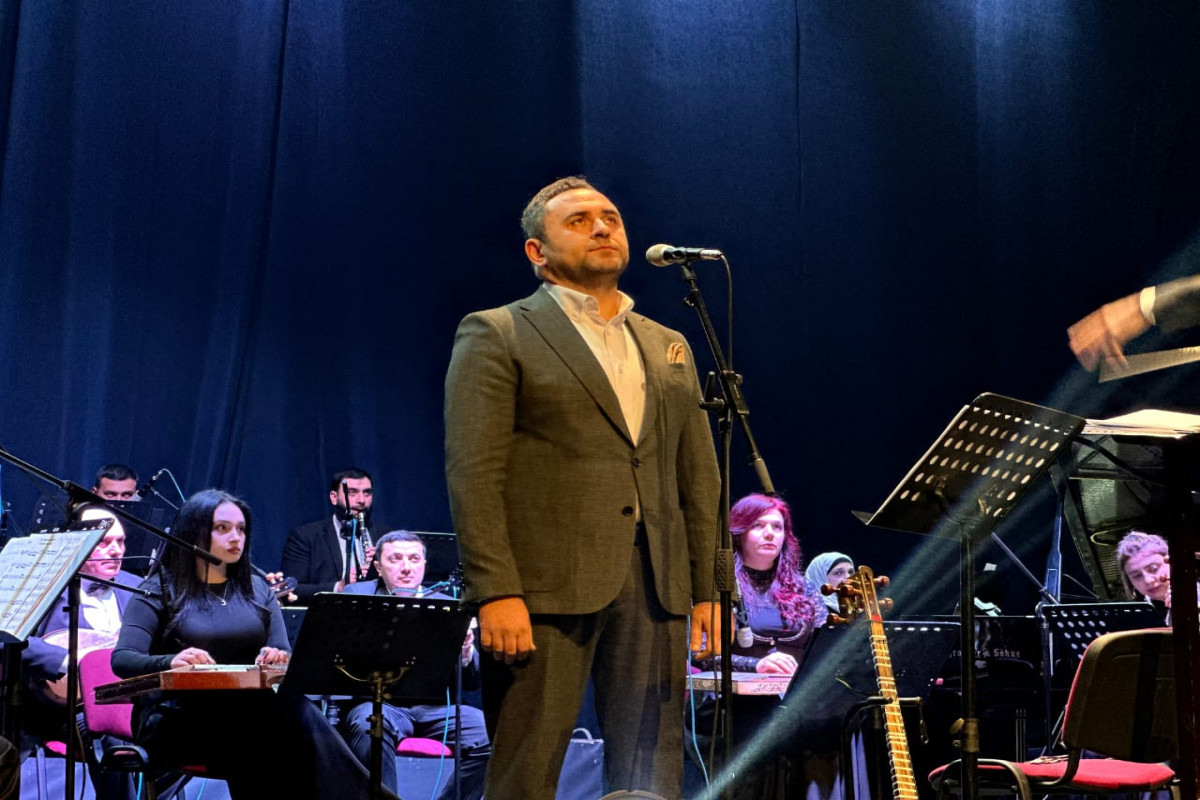 Gəncə Dövlət Filarmoniyasında görkəmli bəstəkar Hacı Xanməmmədovun mahnılarından ibarət konsert olub