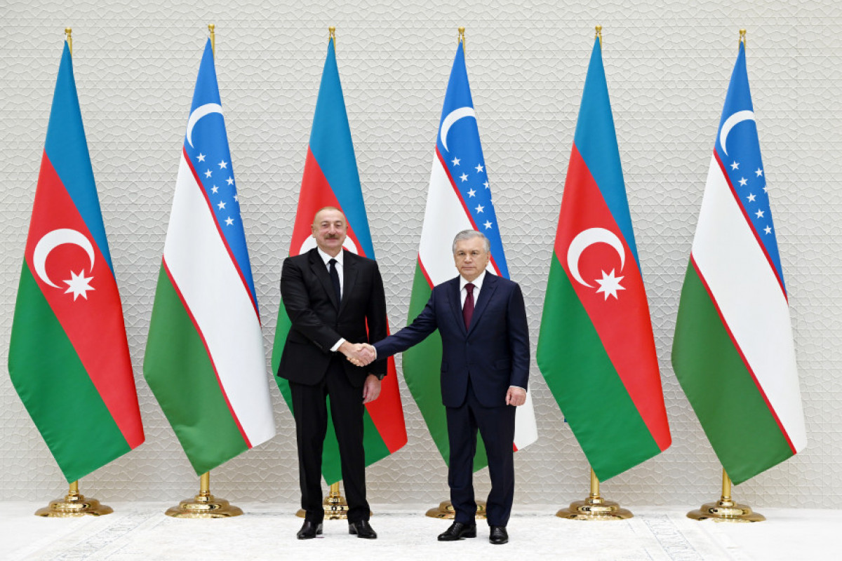 Prezident İlham Əliyev, Özbəkistan Prezidenti Şavkat Mirziyoyev