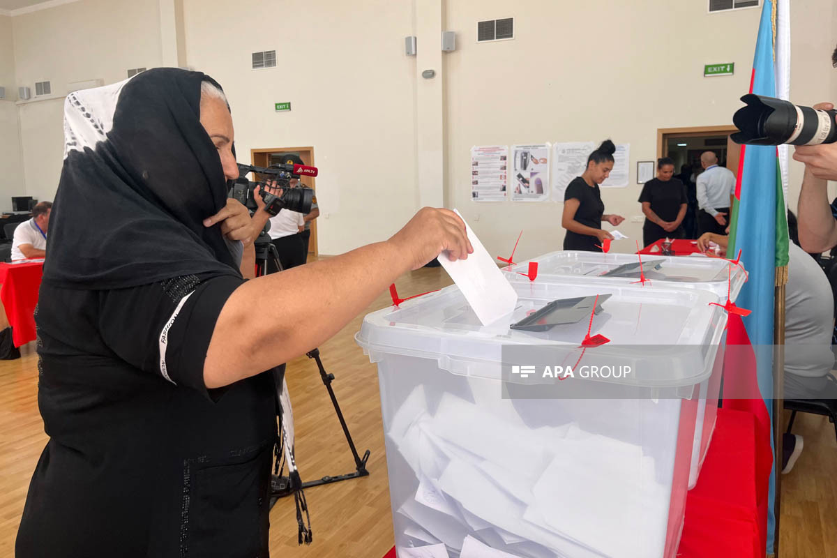 Qadın məhkumların saxlandığı müəssisədə səsvermə keçirilir - FOTO 