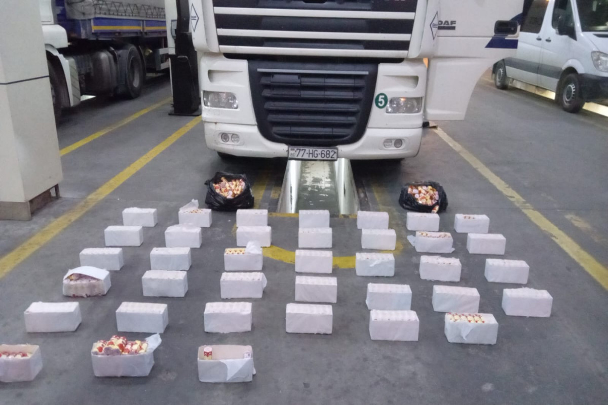 Avqustda sərhəddə 4 milyon manatlıq qaçaqmal saxlanılıb