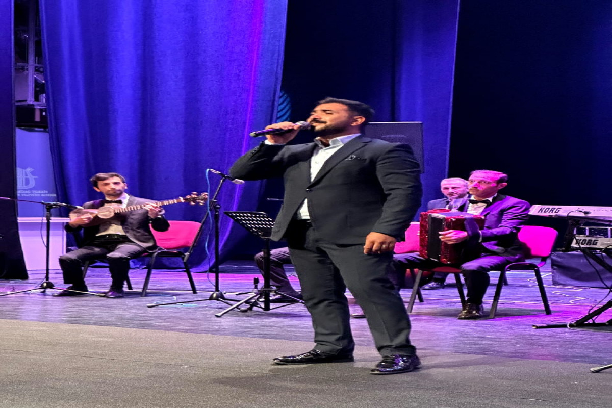 Gəncə Filarmoniyasında Arif Məlikovun mahnılarından ibarət konsert olub