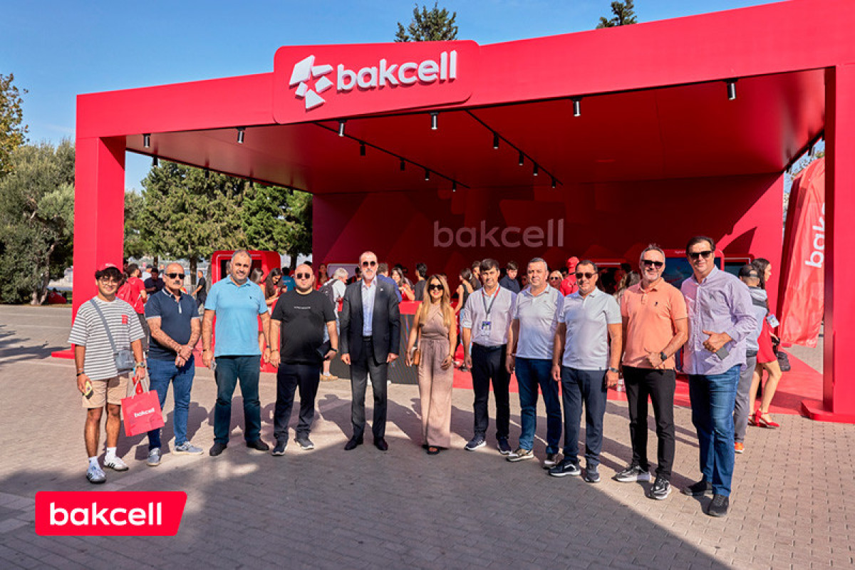 Media nümayəndələri “Bakcell”in “Formula 1” stendini ziyarət ediblər - FOTOLENT 