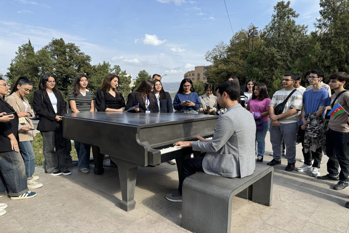 Qarabağ Universiteti tələbələrinin Xankəndidə yerləşdirilməsinə başlanılıb