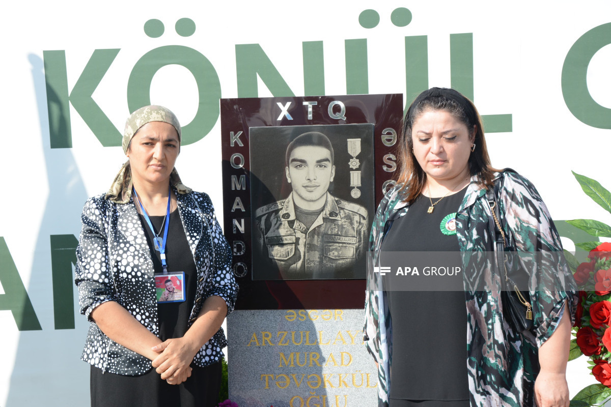 Antiterror əməliyyatı zamanı şəhid olan hərbi qulluqçuların məzarı ziyarət olunub - FOTO  - YENİLƏNİB 