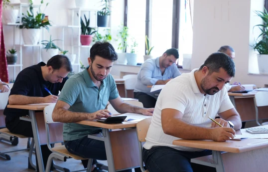 Peşəkar mühasib sertifikatı üçün test imtahanının I mərhələsi keçirilib