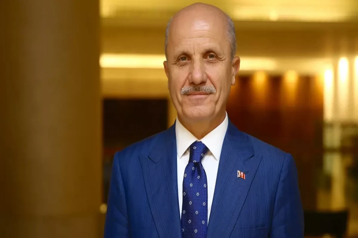 Türkiyə Ali Təhsil Şurasının sədri Erol Özvar