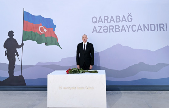 Prezident İlham Əliyev Zəfər parkında olub  - YENİLƏNİB 