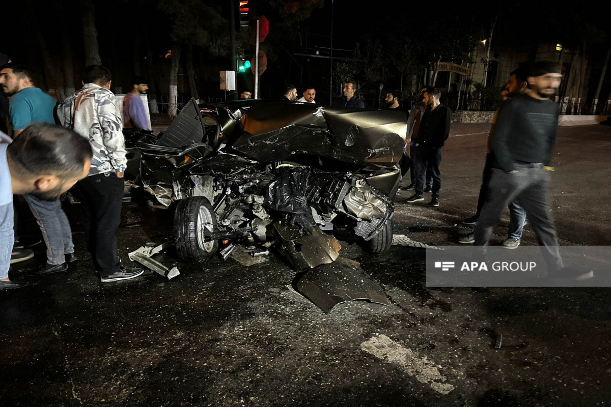 Bakıda ağır yol qəzası baş verib, ölən və yaralanan var - FOTO 