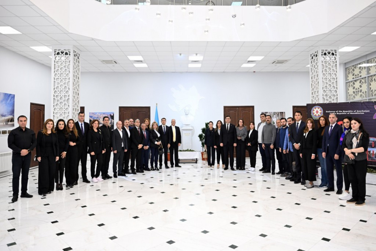 Adil Kərimli bir sıra ölkələrin rəssamlar ittifaqlarının təmsilçiləri ilə görüşüb