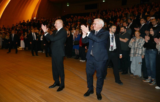Azərbaycan və Almaniya prezidentləri Heydər Əliyev Mərkəzində təşkil olunmuş konsertdə iştirak ediblər - FOTO 