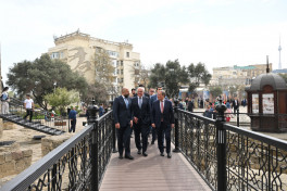 Frank-Valter Ştaynmayer İçərişəhərlə tanış olub - FOTO 