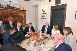 Frank-Valter Ştaynmayer İçərişəhərlə tanış olub - FOTO 
