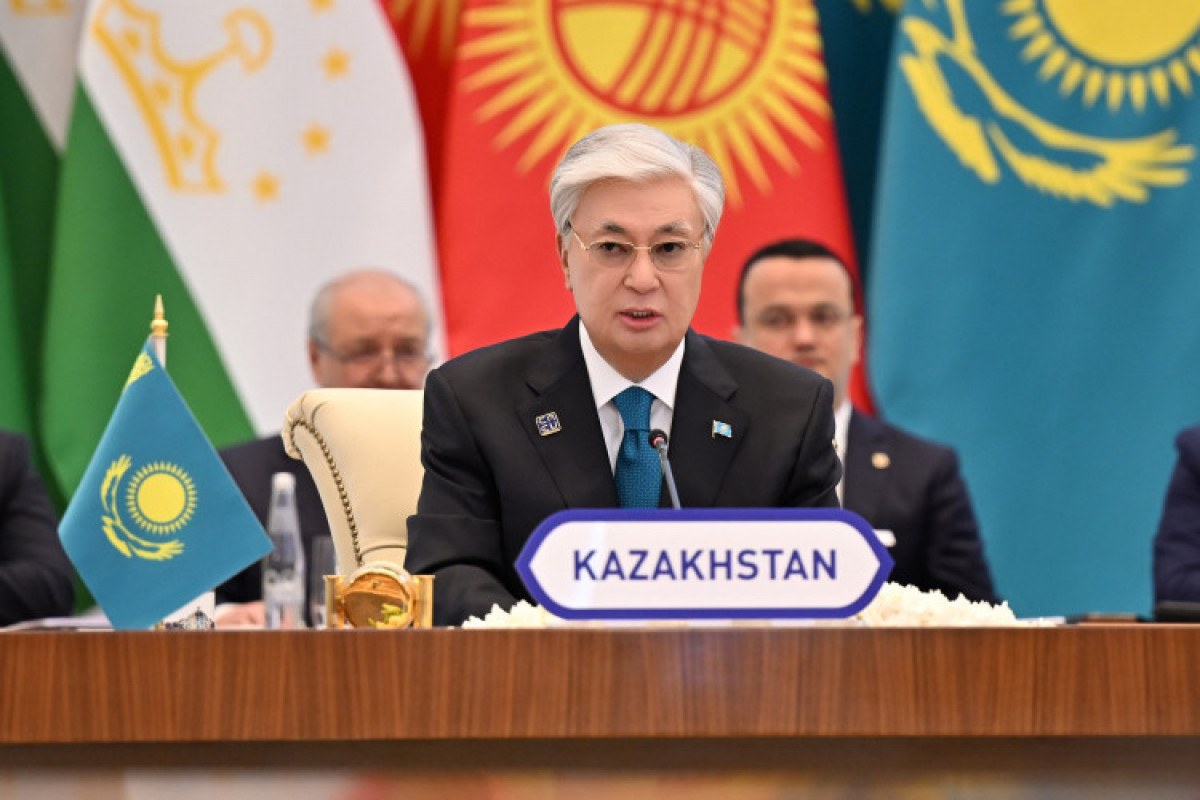 Tokayev: Qazaxıstan, Özbəkistan və Azərbaycan yaşıl enerji xəttinin tikintisi üzrə işlərə başlayırlar