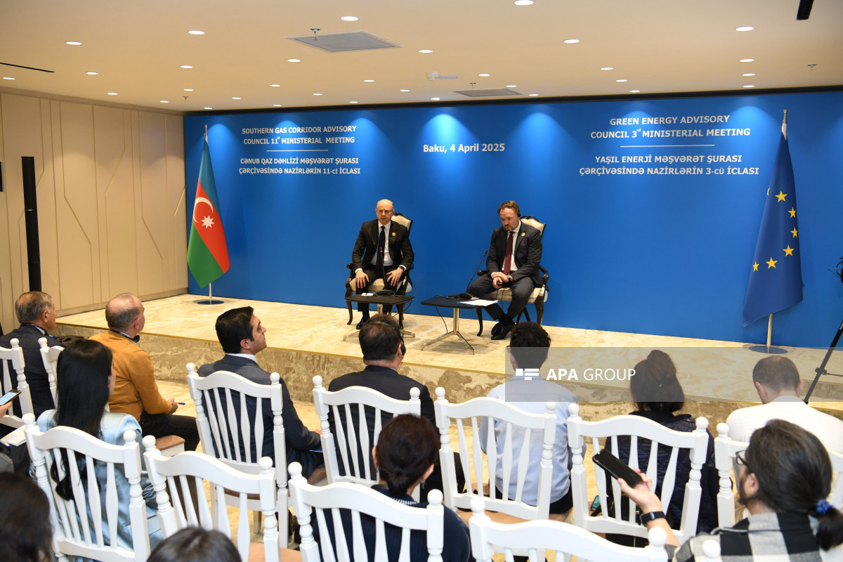 Energetika naziri və Aİ komissarı mətbuat üçün bəyanat yayıb