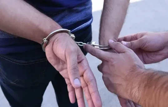 Şəmkirdə quldurluq yolu ilə 333 min manat ələ keçirmək istəyən şəxslər saxlanılıb - FOTO 