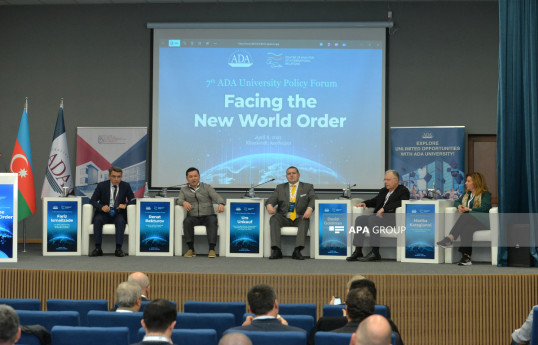 Xankəndidə VII ADA Siyasi Forumu çərçivəsində panel sessiya təşkil olunub - FOTO 