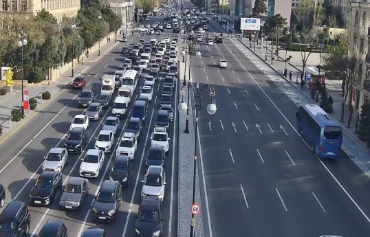Bakıda bu yollarda sıxlıq var - SİYAHI 