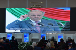 Soyqırımı və Qərbi Azərbaycan həqiqətləri mövzusunda panel iclas keçirilib - FOTO 