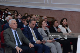 Soyqırımı və Qərbi Azərbaycan həqiqətləri mövzusunda panel iclas keçirilib - FOTO 