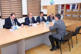 Nazir müavini Kürdəmirdə tədris prosesi ilə tanış olub