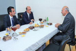 Nazir müavini Kürdəmirdə tədris prosesi ilə tanış olub