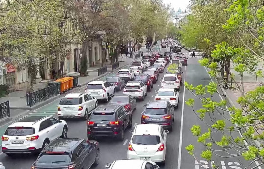 Bakıda sıxlıq olan küçə və prospektlər açıqlanıb