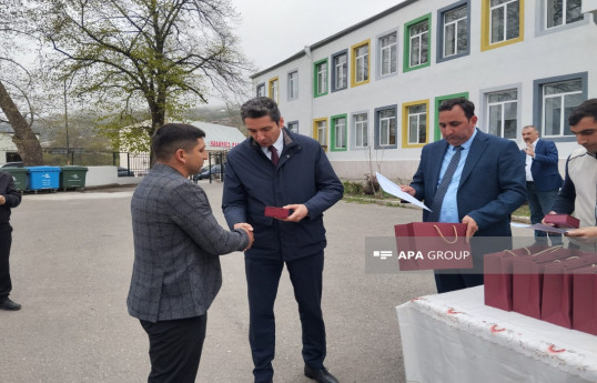 Növbəti köç karvanı Ağdərənin Həsənriz kəndinə çatıb, mənzillərin açarları təqdim edilib  - FOTO  - YENİLƏNİB-1  - VİDEO 