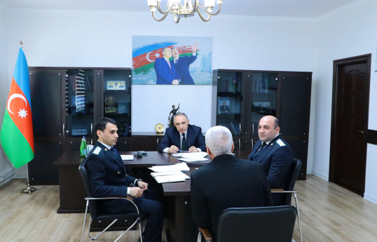 Kamran Əliyev Yevlaxda vətəndaşları qəbul edib