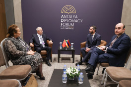 Türkiyə və Ermənistanın xüsusi nümayəndələri Antalyada görüşüb