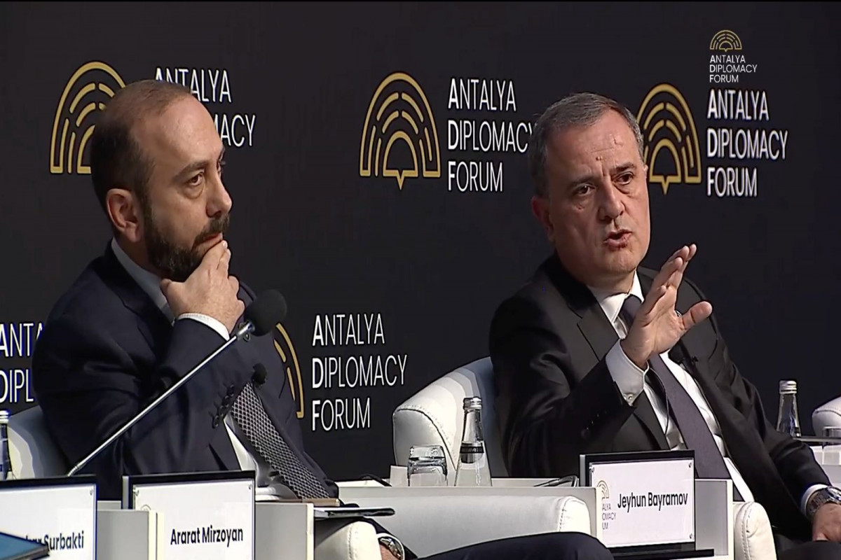Ceyhun Bayramov: Ermənistandan fərqli olaraq, Azərbaycan Konstitusiyasında heç bir ərazi iddiası yer almır