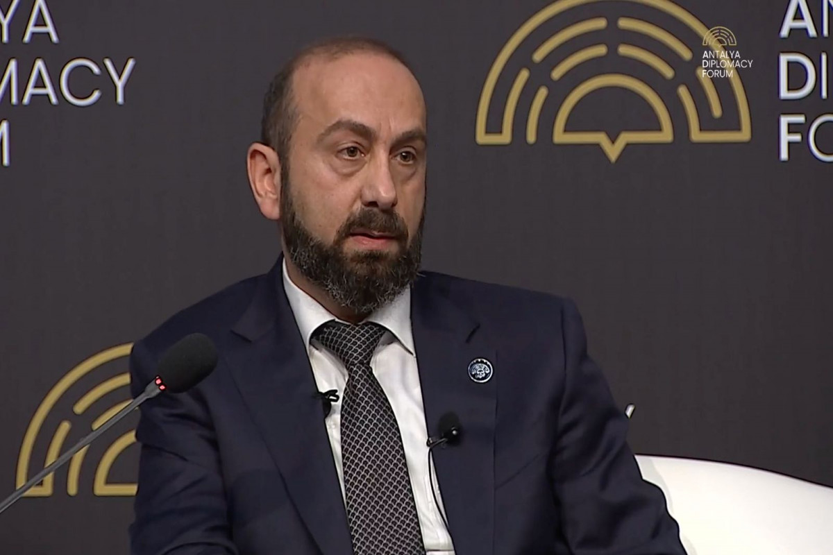 Mirzoyan: Hələ bir çox məsələlər qalır