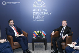 Azərbaycan və Venesuela arasında regional-beynəlxalq təhlükəsizlik məsələləri müzakirə olunub