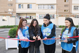 “Bizim həyət” layihəsi çərçivəsində yenilənmiş növbəti həyət sakinlərin istifadəsinə verilib, Leyla Əliyeva iştirak edib - FOTOLENT 