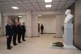 Xankəndidə “Heydər Əliyev və Suveren Azərbaycan” mövzusunda konfrans keçirilib - FOTO  - YENİLƏNİB 