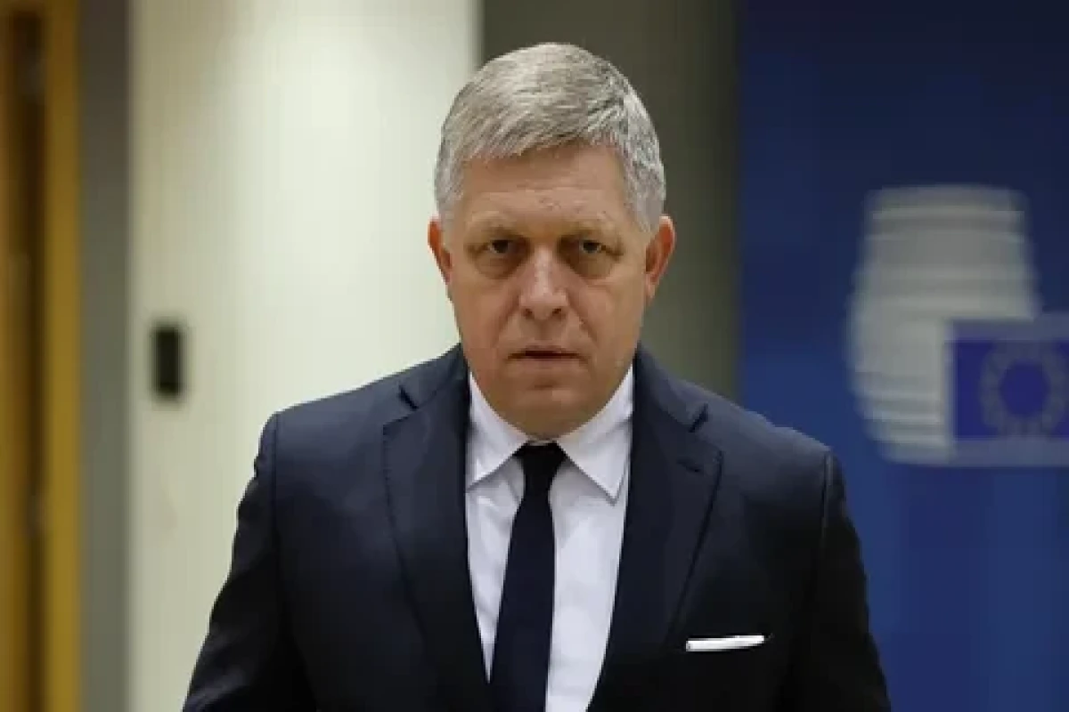 Slovakiyanın Baş naziri Robert Fitso