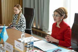 Əhməd İsmayılov Qazaxıstanının mədəniyyət və informasiya naziri ilə görüşüb